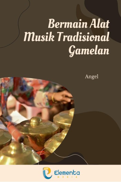 Bermain Alat Musik Tradisional Gamelan